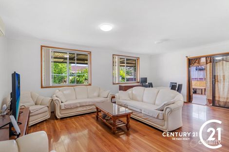 13 Glenfern Cres, Bossley Park, NSW 2176