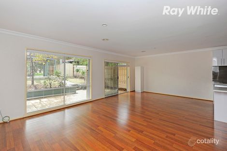 Property photo of 18 Winterhill Link Bundoora VIC 3083