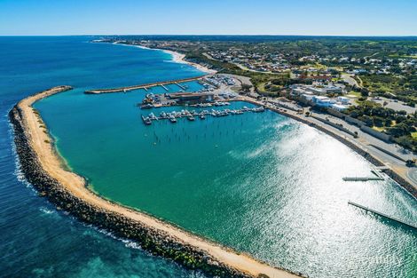 5 Valkyrie Pl, Two Rocks, WA 6037