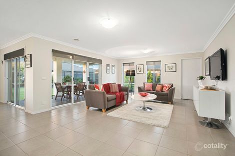 Property photo of 3 Spoonbill Place Waterways VIC 3195