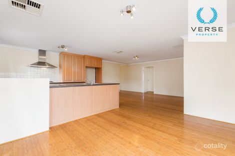 Property photo of 1/44 Spoonbill Place Queens Park WA 6107