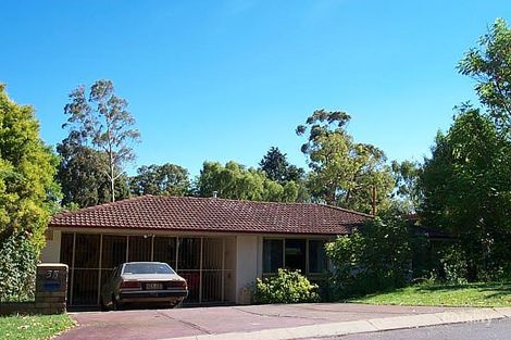 35 Regency Dr, Thornlie, WA 6108