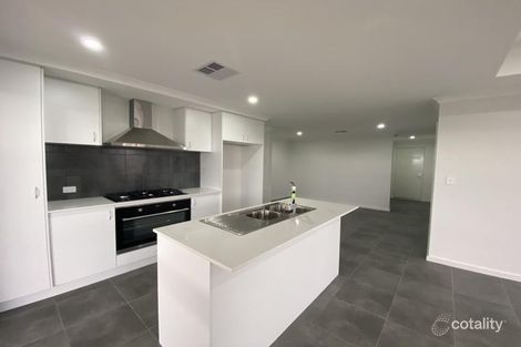 36 Melbourne Loop, Hammond Park, WA 6164