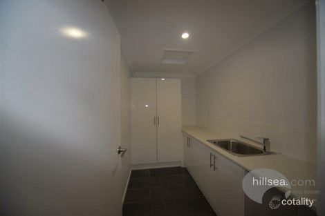 Property photo of 1/7 Robin Joy Close Labrador QLD 4215