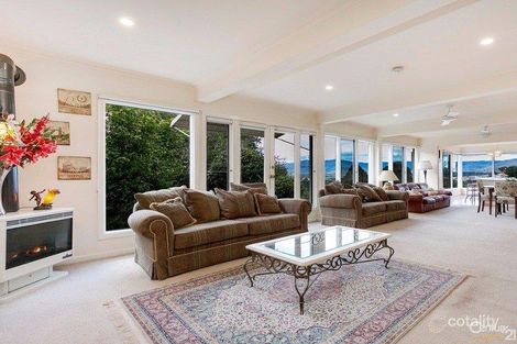 Property photo of 21 Banksia Court Heathmont VIC 3135