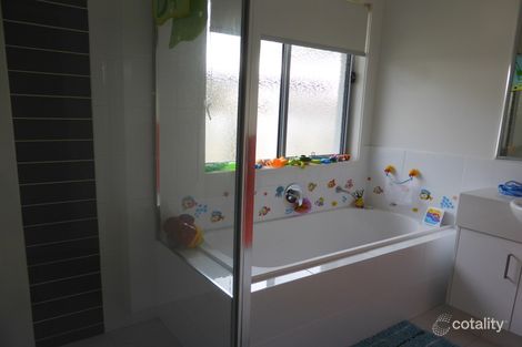 Property photo of 43 Ravensbourne Circuit Waterford QLD 4133