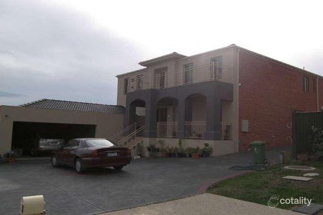 Property photo of 6 Ellesse Way Berwick VIC 3806