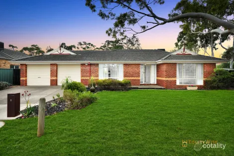 8 Bloomsbury Pl, Wyndham Vale, VIC 3024