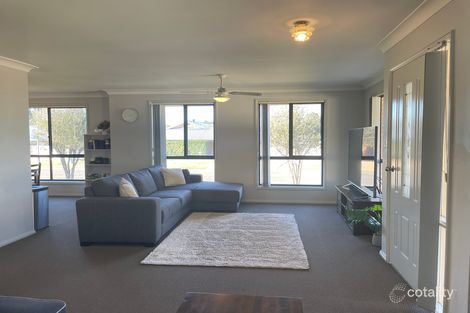 Property photo of 1/16 Dargin Close Singleton Heights NSW 2330