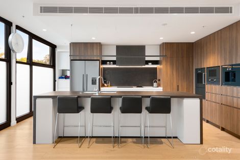 Property photo of 101/28 Linacre Road Hampton VIC 3188