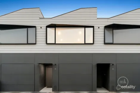 42 Sharp Cct, Mill Park, VIC 3082