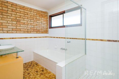 Property photo of 2/2 Barbet Place Burleigh Waters QLD 4220