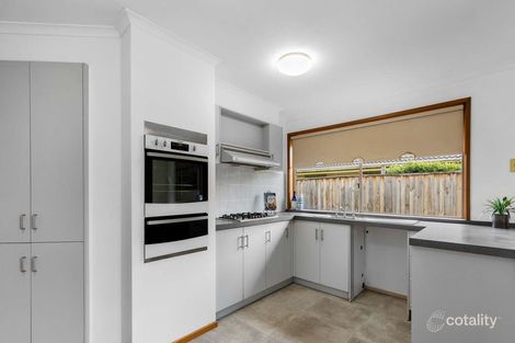Property photo of 5 Lakesfield Drive Lysterfield VIC 3156