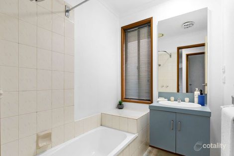 Property photo of 5 Lakesfield Drive Lysterfield VIC 3156