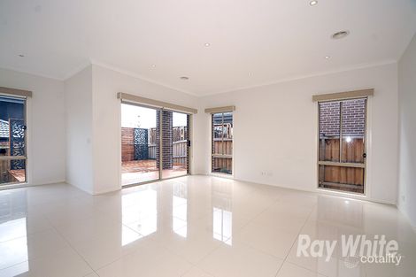 Property photo of 3 Morello Place Berwick VIC 3806