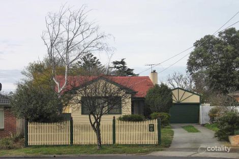 16 Surrey Cres, Oakleigh East, VIC 3166