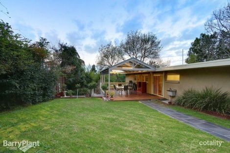 Property photo of 25 Long View Road Croydon South VIC 3136