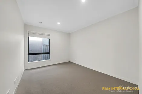 Property photo of 12 Yaleri Rise Werribee VIC 3030