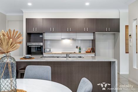 Property photo of 1 Riverside Crescent Springfield Lakes QLD 4300