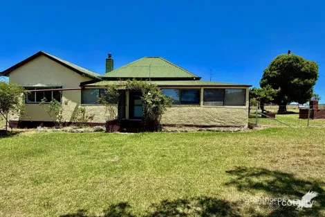 271 Mcmeniman Rd, Ballandean, QLD 4382