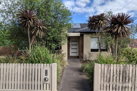 51 Dumbarton St, Reservoir, VIC 3073