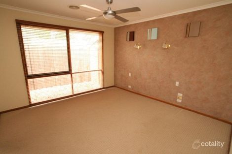 Property photo of 3 Radford Court Brookfield VIC 3338