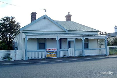 Property photo of 17 William Street Scottsdale TAS 7260