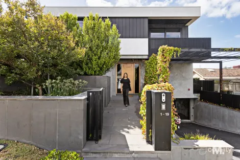 1/19 Afton St, Aberfeldie, VIC 3040