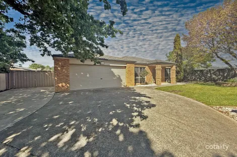 27 Ambrose Cres, West Wodonga, VIC 3690