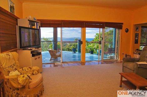 Property photo of 30 Skyline Crescent Crescent Head NSW 2440