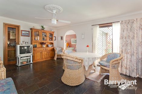 Property photo of 194 Outlook Drive Dandenong North VIC 3175