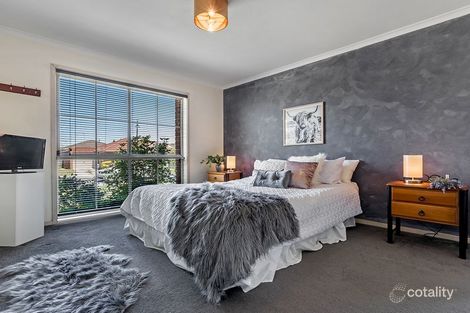 Property photo of 3 Primrose Place Epping VIC 3076