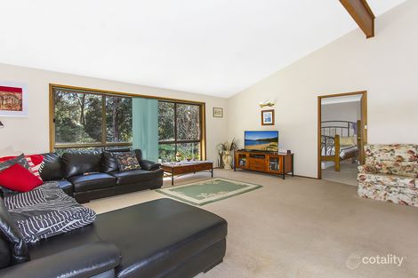 Property photo of 14 Kambala Close Wyoming NSW 2250