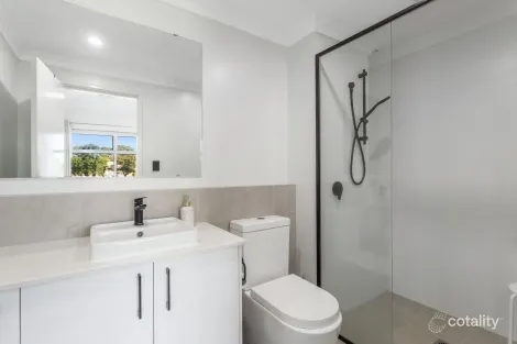 Property photo of 4/21 Green Road Hillarys WA 6025