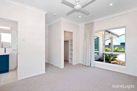 Property photo of 14 Village Circuit Eimeo QLD 4740