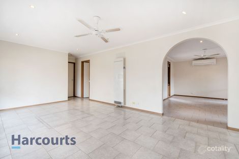 Property photo of 5 Rowellyn Avenue Carrum Downs VIC 3201