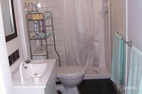Property photo of 9 Leonie Crescent Lamb Island QLD 4184