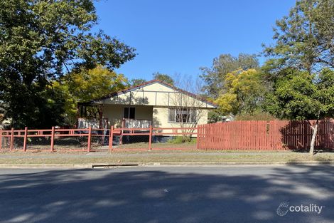 54 Riverview Rd, Riverview, QLD 4303