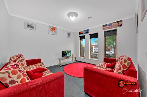 Property photo of 14 Montvale Drive Craigieburn VIC 3064