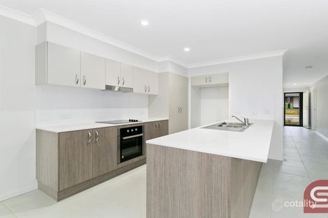 2/10 Mervyn Jensen Dr, Redbank Plains, QLD 4301