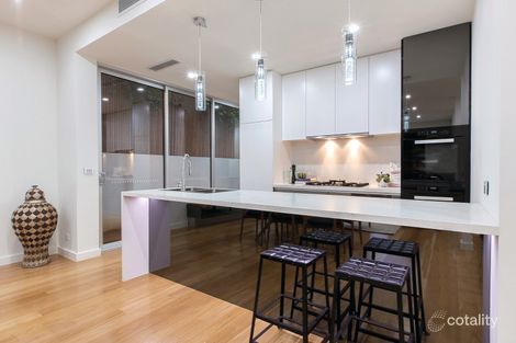 Property photo of 102 Manning Road Malvern East VIC 3145