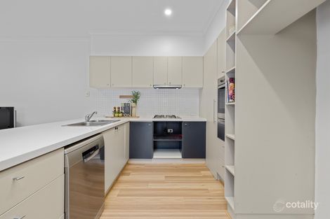 Property photo of 2 Turnberry Court Heatherton VIC 3202