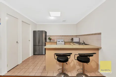 Property photo of 3 Grigorieva Court Burnside VIC 3023