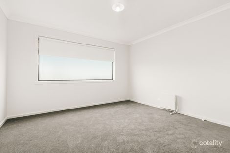 Property photo of 18 Viridian Avenue Officer VIC 3809