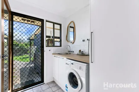 Property photo of 6 Greenway Drive Pialba QLD 4655