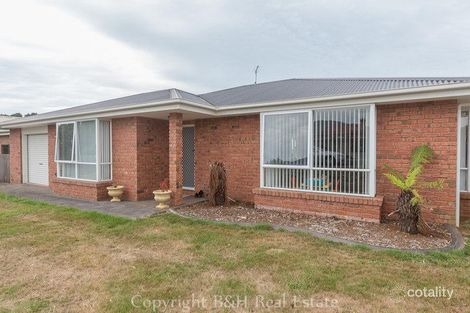 110 Pine Rd, Penguin, TAS 7316