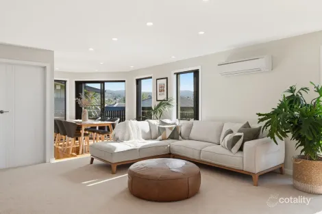 Property photo of 2/40 Queens Parade Kingston TAS 7050