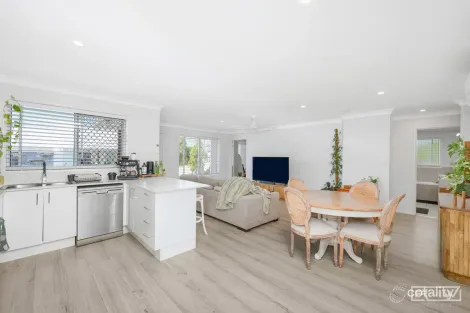 Property photo of 2/49 Rockhampton Road Yeppoon QLD 4703