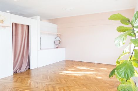 Property photo of 40 Macgregor Terrace Bardon QLD 4065