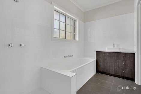 Property photo of 1/23 Lex Grove Oak Park VIC 3046
